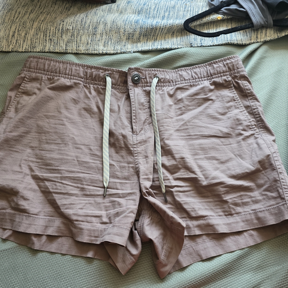 Vuori Womens X-large Hazel Bermuda Shorts RIPSTOP